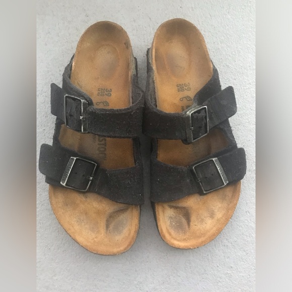 Birkenstock Shoes - Birkenstock Arizona sandals 🔥